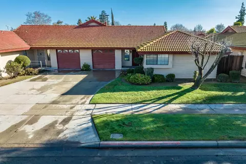 905 Barnett Way, Madera, CA 93637 photo 1
