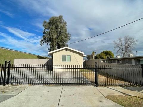 4531 E Pine Ave, Fresno, CA 93703