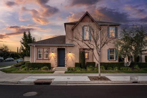 4001 Harlan Ranch Blvd, Clovis, CA 93619 photo 1
