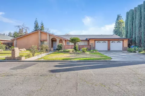 405 Mainberry Dr, Madera, CA 93637 photo 1