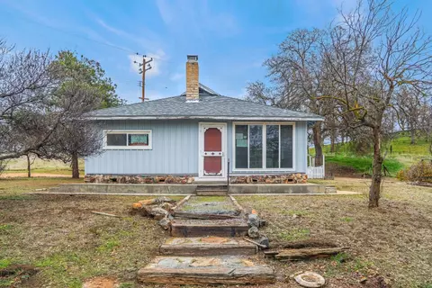 17792 Auberry Rd, Clovis, CA 93619 photo 1