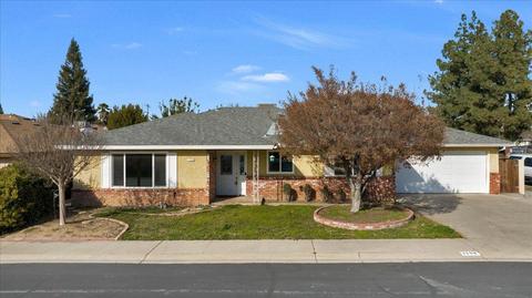 1398 E Tenaya Way, Fresno, CA 93710