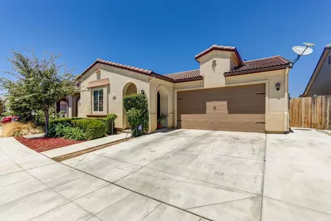 3721 Griffith Ave, Clovis, CA 93619 photo 1