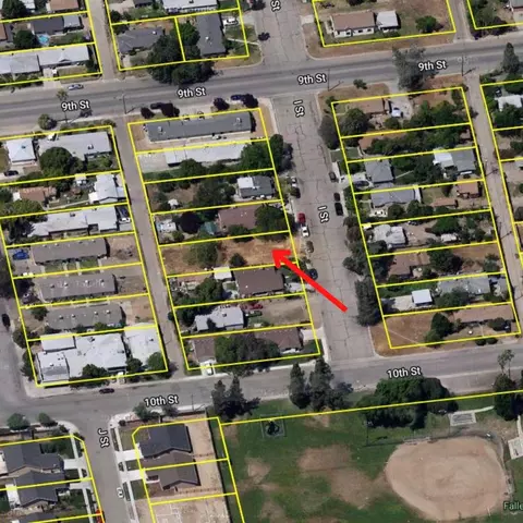 917 I St, Sanger, CA 93657 photo 1