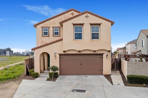 1398 Aristocracy Way, Clovis, CA 93619 photo 1