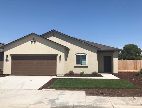 953 S Argyle Ave W, Fowler, CA 93625