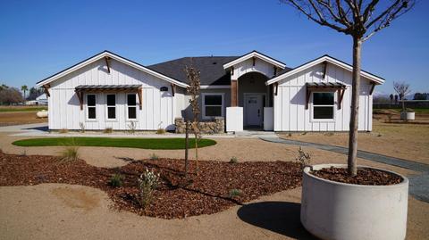 10410 E Princeton Ave, Sanger, CA 93657