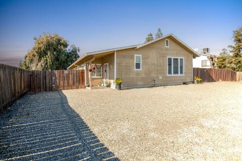208 N Villa Ave, Clovis, CA 93612 photo 1