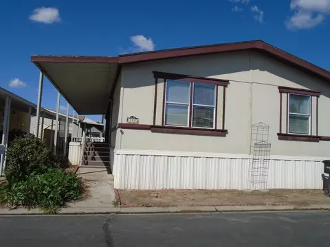 860 E Grangeville Blvd #129, Hanford, CA 93230