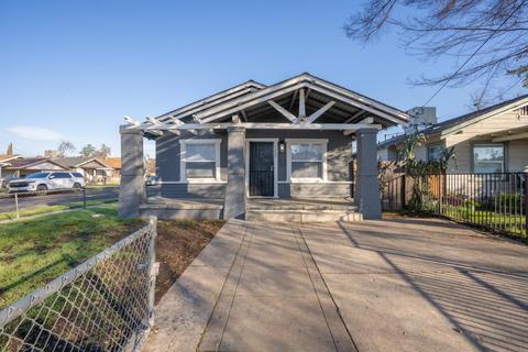 1209 E Hedges Ave, Fresno, CA 93728