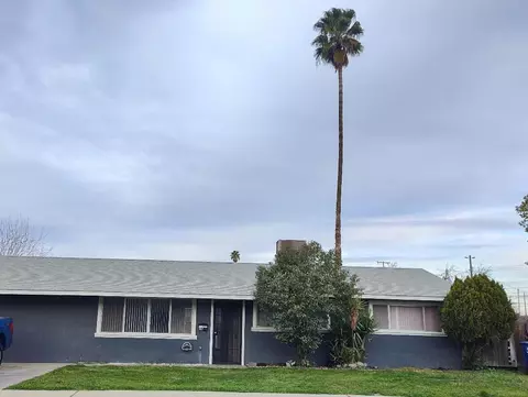 605 S 4th St, Chowchilla, CA 93610 photo 1