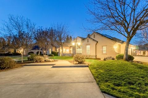 7334 N Fancher Rd, Clovis, CA 93619 photo 1