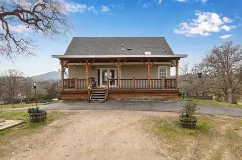 14963 Buggy Whip Ln, Prather, CA 93651 photo 1