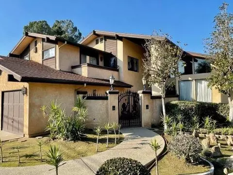 26225 Club Dr, Madera, CA 93638