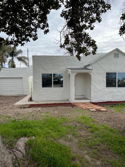 2383 W Sandy Ave, Caruthers, CA 93609 photo 1