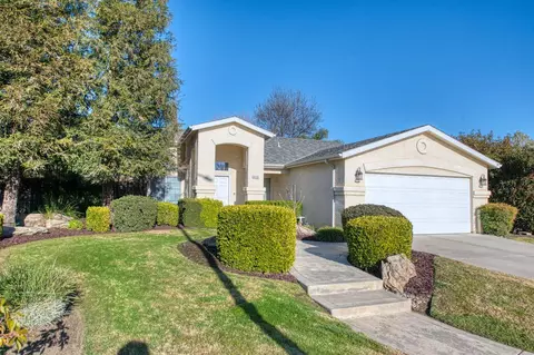 2135 Applegate Ave, Clovis, CA 93611 photo 1