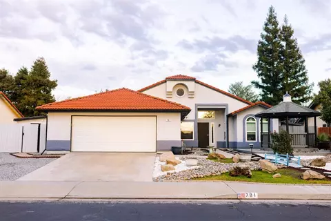 781 Amber Ave, Clovis, CA 93611 photo 1
