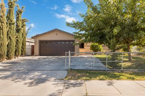 2221 Valley View St, Selma, CA 93662