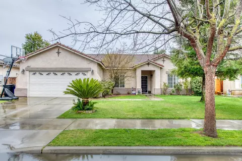 2689 14th St, Sanger, CA 93657 photo 1