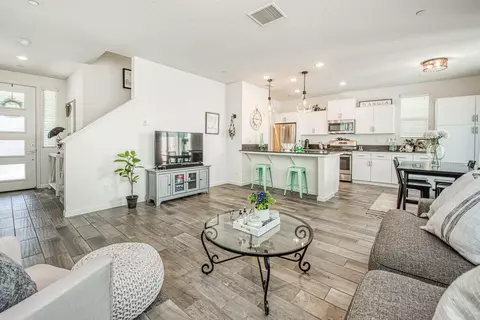 3767 Longford Way, Clovis, CA 93619 photo 1