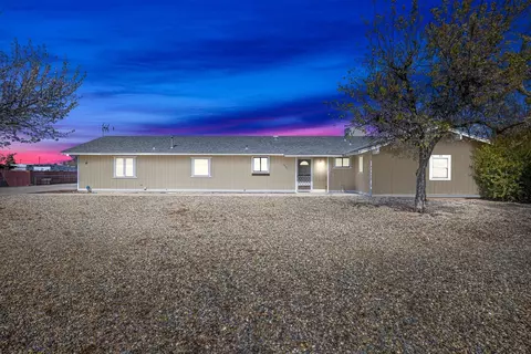 35581 John Albert Dr, Madera, CA 93636 photo 1