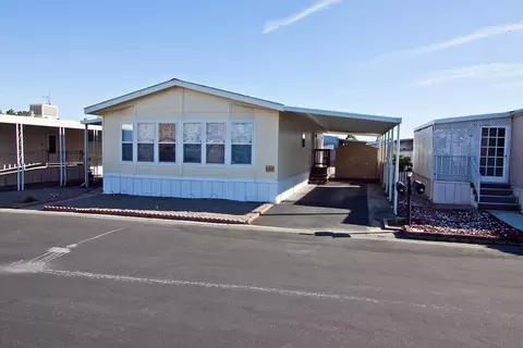 221 W Herndon Ave #158, Fresno, CA 93650