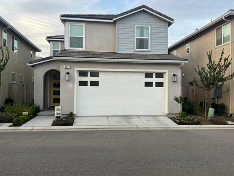 3787 Highclere Way, Clovis, CA 93619 photo 1