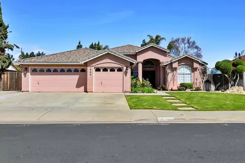 1829 Morris Ave, Clovis, CA 93611 photo 1