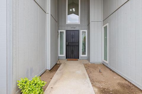 1862 Cougar Ln, Clovis, CA 93611 photo 1
