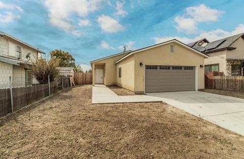 807 West Ave, Sanger, CA 93657