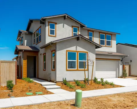787 Robert Ave, Madera, CA 93636