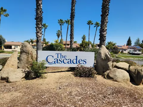 8290 Lake Shore Dr, Chowchilla, CA 93610