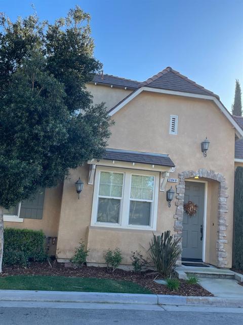 3848 Moody Ln, Clovis, CA 93619 photo 1
