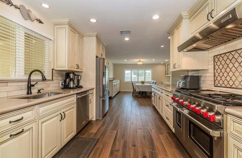 14444 S Fowler Ave, Selma, CA 93662