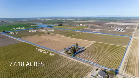 13565 S De Wolf Ave, Selma, CA 93662
