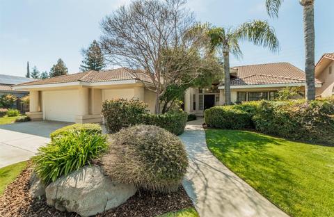 1992 Sample Ave, Clovis, CA 93611