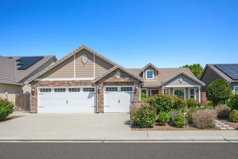 3123 Scott Ave, Clovis, CA 93619 photo 1