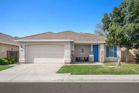 5245 E Byrd Ave, Fresno, CA 93725 photo 1