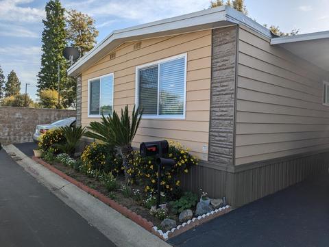 2706 W Ashlan Ave #82, Fresno, CA 93705
