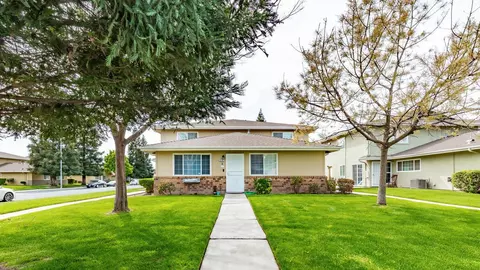 459 W Alamos Ave #4, Clovis, CA 93612 photo 1