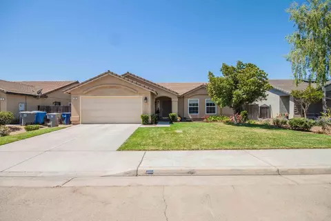 184 S Double Tree Way, Madera, CA 93637 photo 1