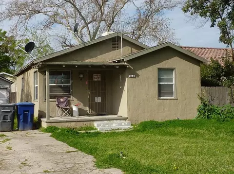 314 N M St, Madera, CA 93637