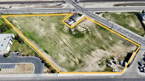 2510 Whitson St, Selma, CA 93662