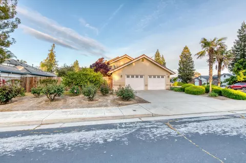 3237 Jasmine Ave, Clovis, CA 93611 photo 1