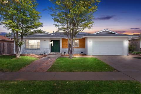 6882 N Rowell Ave, Fresno, CA 93710