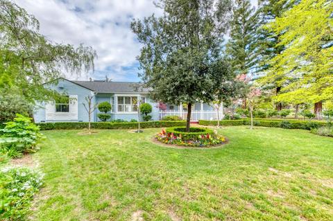 838 E Pontiac Way, Fresno, CA 93704