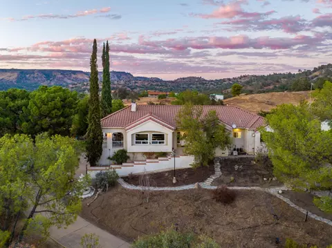 22761 Buckboard Ln, Clovis, CA 93619 photo 1