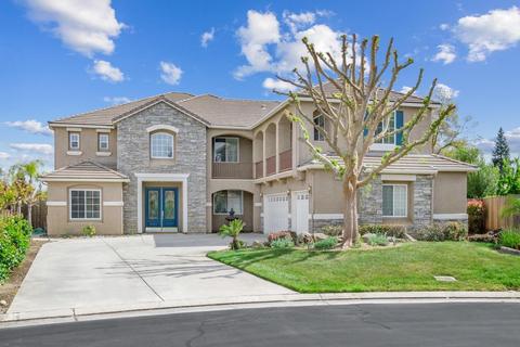 9833 N Sedona Cir, Fresno, CA 93720