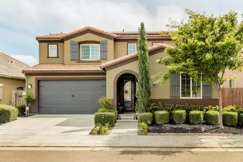 3662 Pontiac Ave, Clovis, CA 93619