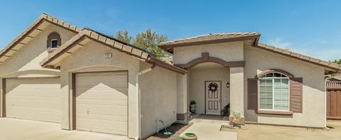 1361 Howard St, Kingsburg, CA 93631